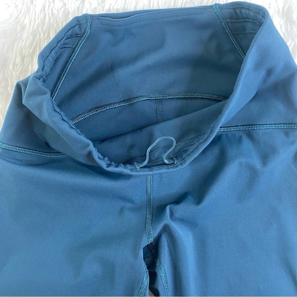 LULULEMON Train Times Crop 17" Jaded Teal Green Luxtreme Mesh‎ 6 - Picture 5 of 11